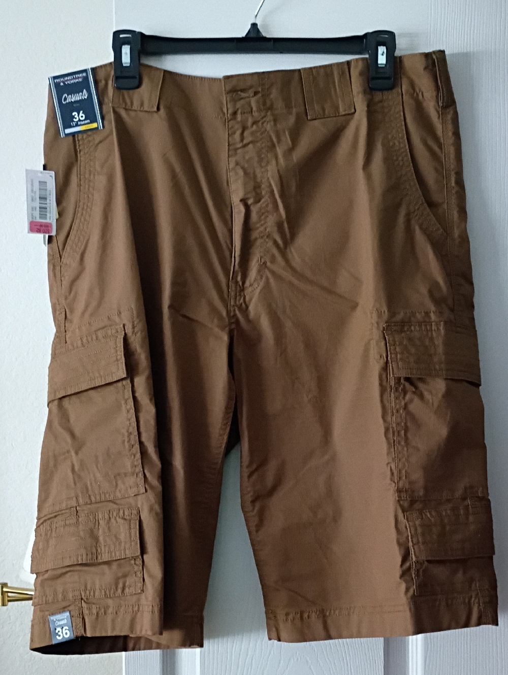 Roundtree & Yorke Men's Brown Long Cargo Shorts with Utility Pockets
